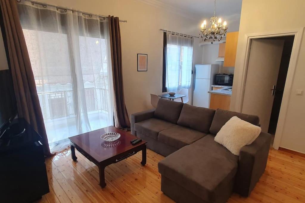 Spacious Beauty In Athens, 55M2, Metro 7' ภายนอก รูปภาพ